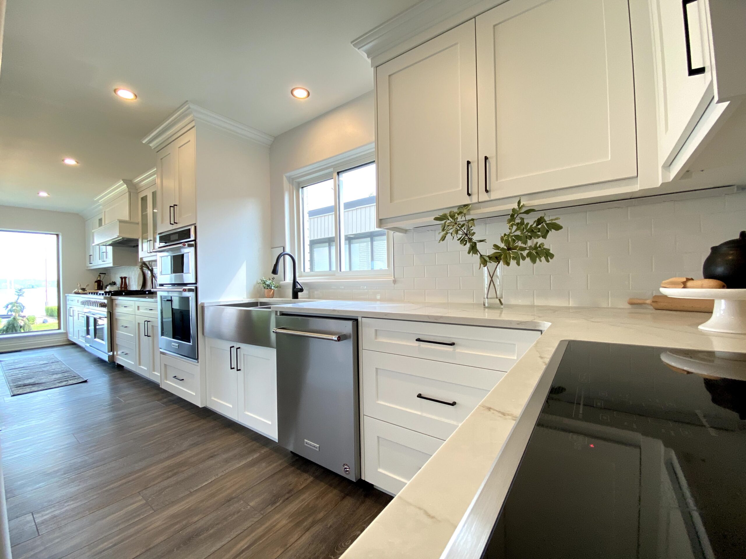 Transitional kitchen design